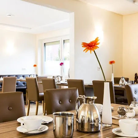 Nuernberger Trichter 3* Nuremberg