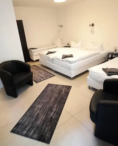 Hotel Nuernberger Trichter Family-business Garni