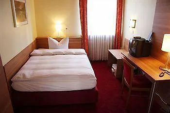 Nuernberger Trichter Family-business Garni Neurenberg