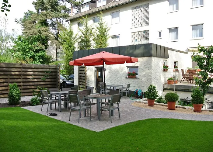 Nuernberger Trichter Family-business Garni Hotel