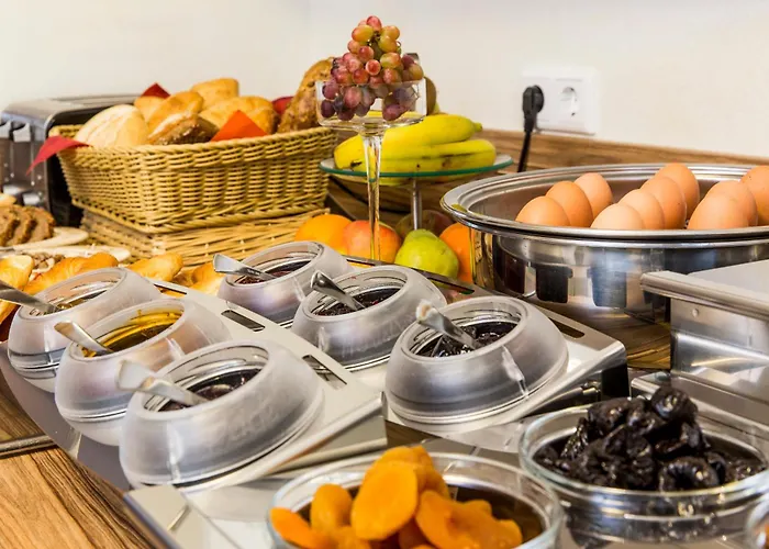 Nuernberger Trichter Family-business Garni Neurenberg